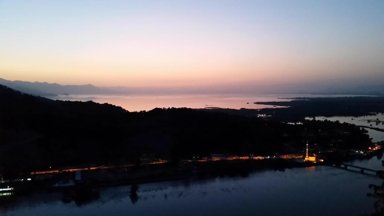 Florians Guesthouse Shkodra Kültér fotó